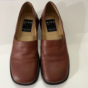 Diba Brown Leather Loafers Women’s Size 7